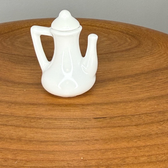 Miniature Teapot - Picture 4 of 8